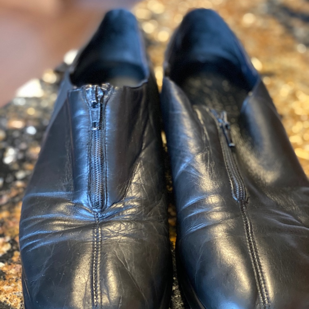 Women’s Munro 10N black casual shoe